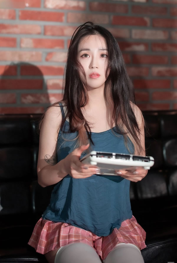 爱唱K的美女Dami纯情又可爱尺度福利图