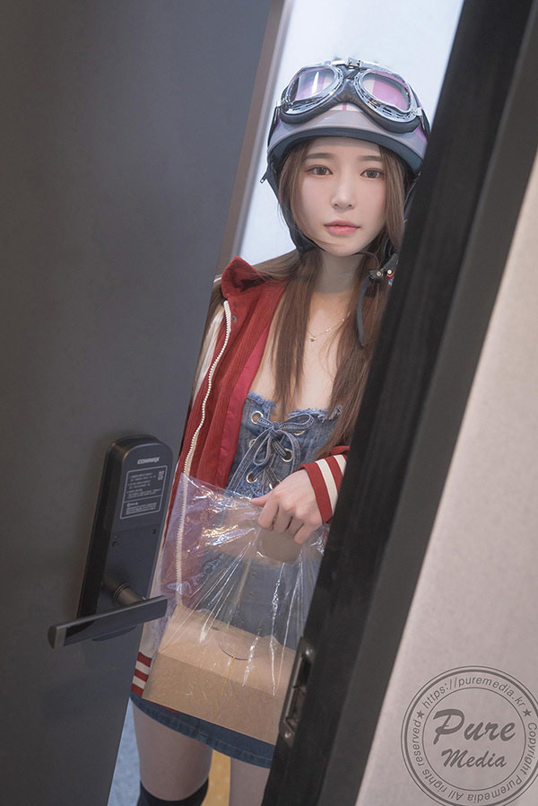 粉嫩美女Yeha 超美味的外卖炸鸡美女贴心服务