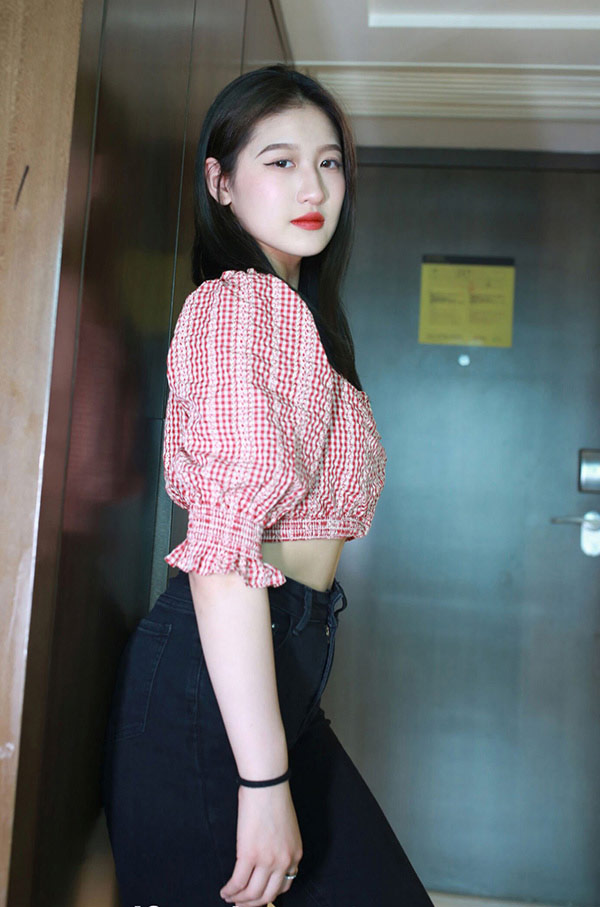 北舞美女彤彤无圣光人体私拍套图